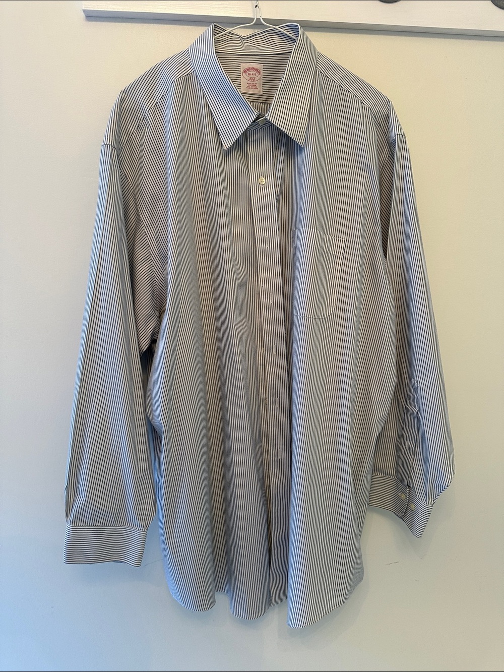 Brooks Brothers Blue & White Pinstripe Button-Up Dress Shirt